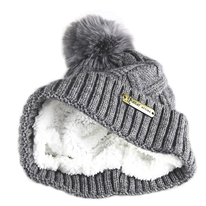 Women's Pompom Hat